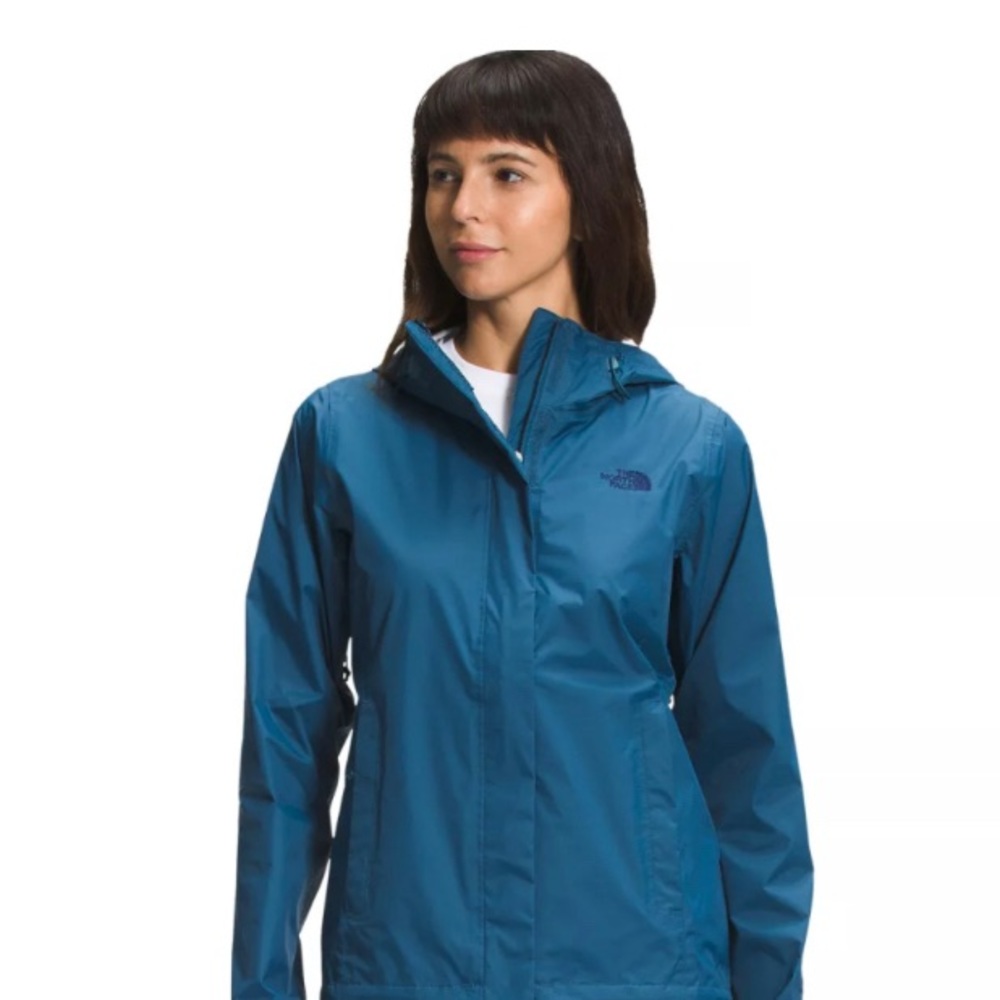 TNF RAIN JACKET SIZE WOMENS SMALL Brand New WK